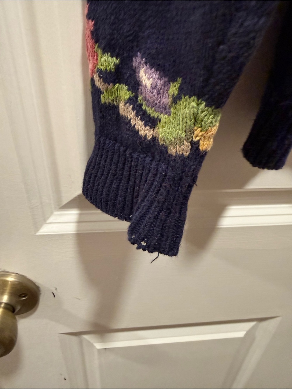 Northern Treasures 90s Floral Cardigan - Picture 6 of 8